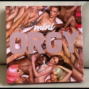 NWT- Jeffree Star Cosmetics: Mini Orgy Eyeshadow Palette